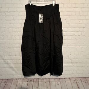 Future Collective Women’s Black Maxi Skirt Size 12